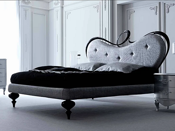 Letto matrimoniale con testata imbottita Romeo CORTEZARI 911-T fabbrica CORTE ZARI dall'Italia. Foto №3