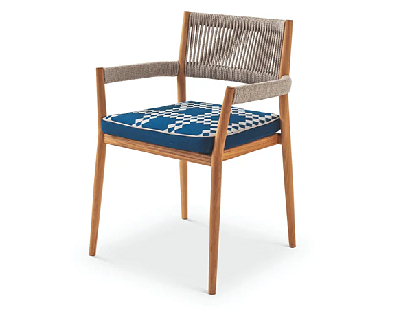 Sedia da giardino in teak con braccioli CASSINA Dine Out fabbrica CASSINA dall'Italia. Foto №4
