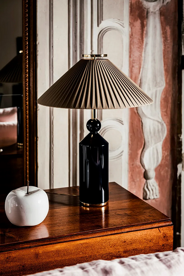 Lampada da tavolo in legno LED Nadine Black Tie NAD55 fabbrica Black Tie dall'Italia. Foto №3
