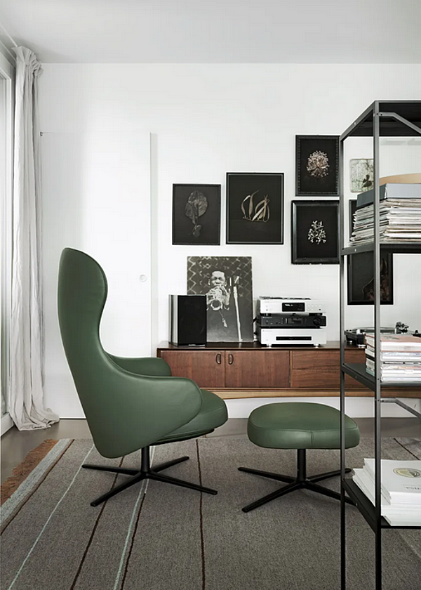 Pouf imbottito con base a 4 razze Kristalia DUA RELAX fabbrica Kristalia dall'Italia. Foto №3