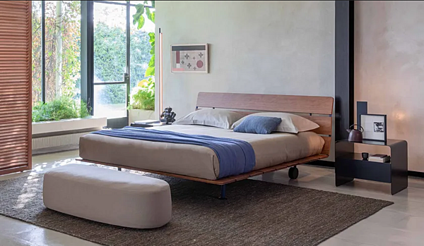 Letto matrimoniale con testata imbottita in tessuto Flou Tadao fabbrica Flou dall'Italia. Foto №2