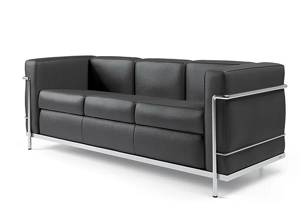 Divano a tre posti con spalliera imbottita CASSINA Grand Confort modello D 002 fabbrica CASSINA dall'Italia. Foto №2