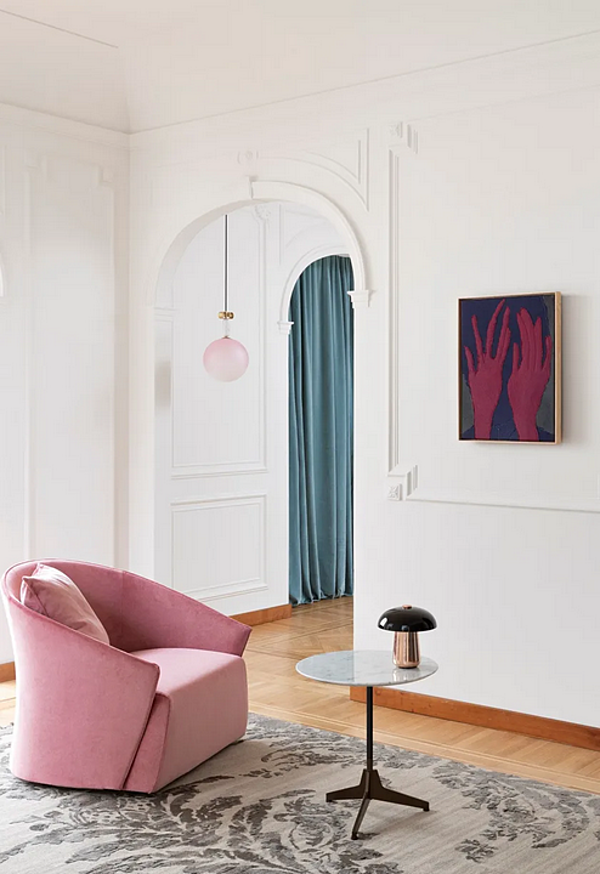 Poltrona in tessuto con copertura removibile e braccioli Saba Bustier fabbrica SABA dall'Italia. Foto №3