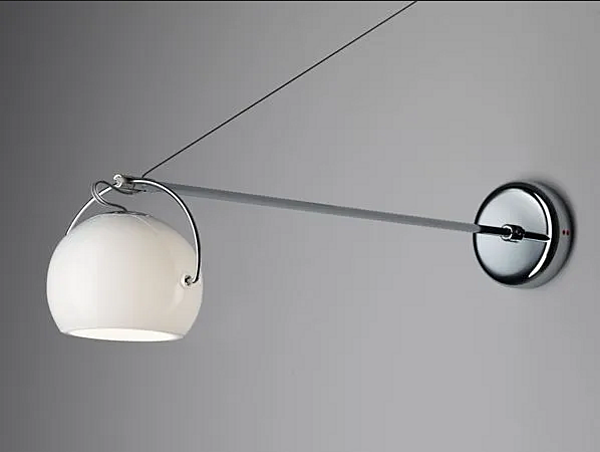 Applique regolabile in cromo con lampada bianca Beluga Fabbian fabbrica Fabbian dall'Italia. Foto №1