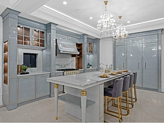 Cucina personalizzata in legno Essenza Martini Interiors