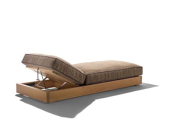 Лежак из дерева с мягкой спинкой FLEXFORM HAMPTONS fabbrica FLEXFORM dall'Italia. Foto №2