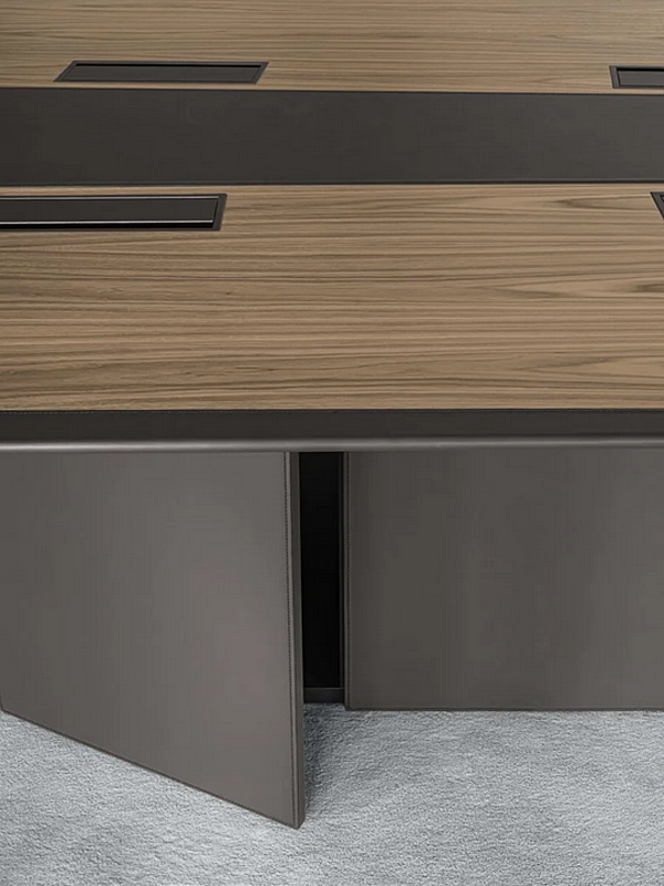 Tavolo rettangolare in legno con gestione dei cavi i 4 Mariani MASTER fabbrica i 4 Mariani dall'Italia. Foto №9