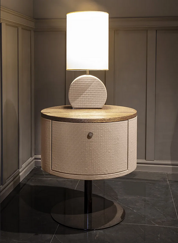 Tavolino da notte rotondo in frassino FORMITALIA COLLEZIONE OVERSEAS fabbrica FORMITALIA dall'Italia. Foto №4