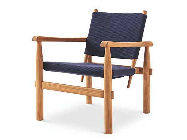 Poltrona da giardino in teak con braccioli CASSINA Doron Hotel Outdoor fabbrica CASSINA dall'Italia. Foto №1