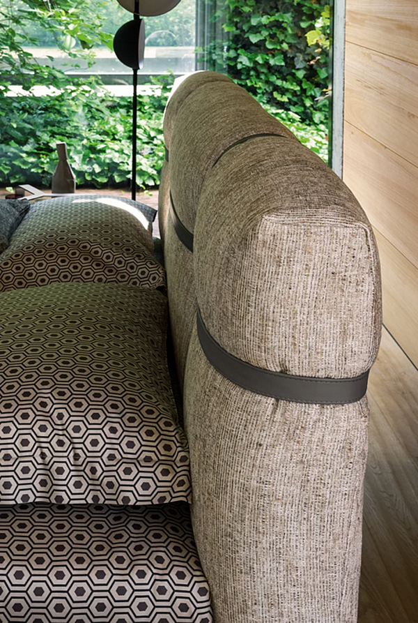 Letto matrimoniale in pelle imbottita Flou New Bond fabbrica Flou dall'Italia. Foto №9