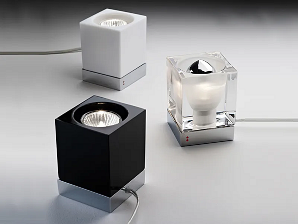 Lampada da tavolo in vetro Cubetto Fabbian fabbrica Fabbian dall'Italia. Foto №3