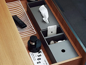 Divisore per cassetti in frassino Puzzle AGAPE fabbrica Agape dall'Italia