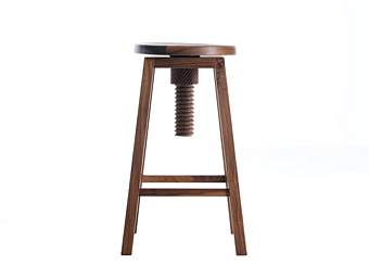 Sgabello in legno massello regolabile in altezza Invito C 141 DALE fabbrica DALE dall'Italia