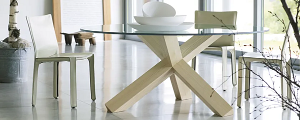 Tavolo con base in legno massello CASSINA 452 La Rotonda fabbrica CASSINA dall'Italia. Foto №5