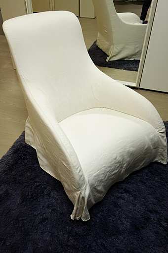 Armchair Kalos