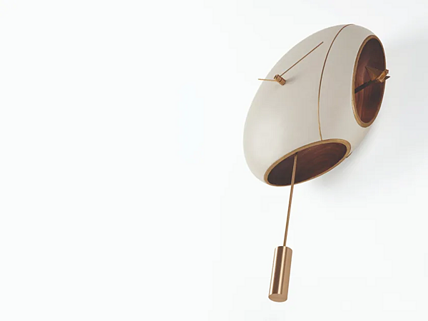 Orologio a pendolo da parete in cuoio GIORGETTI Cuckoo fabbrica GIORGETTI dall'Italia. Foto №4