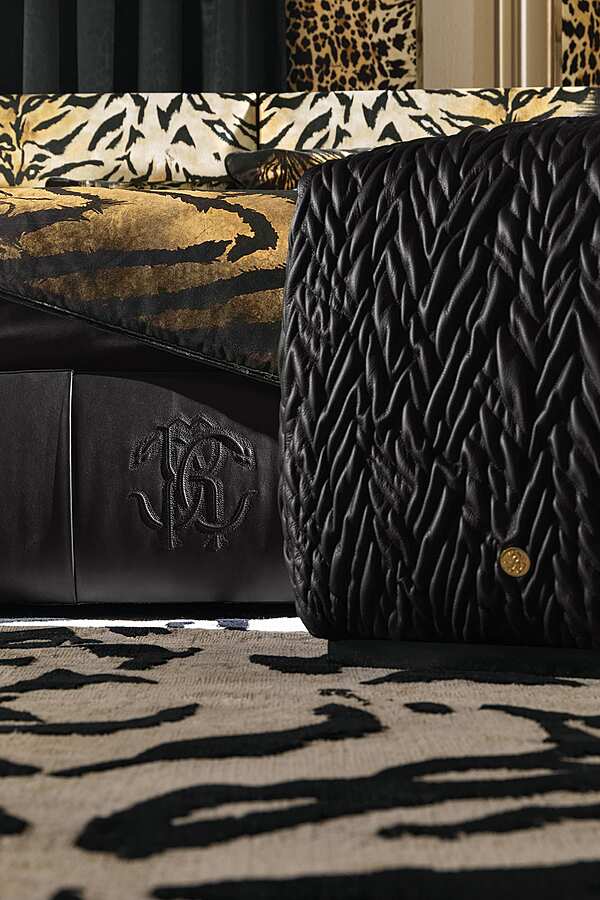 Letto ROBERTO CAVALLI MORNE fabbrica ROBERTO CAVALLI dall'Italia. Foto №5