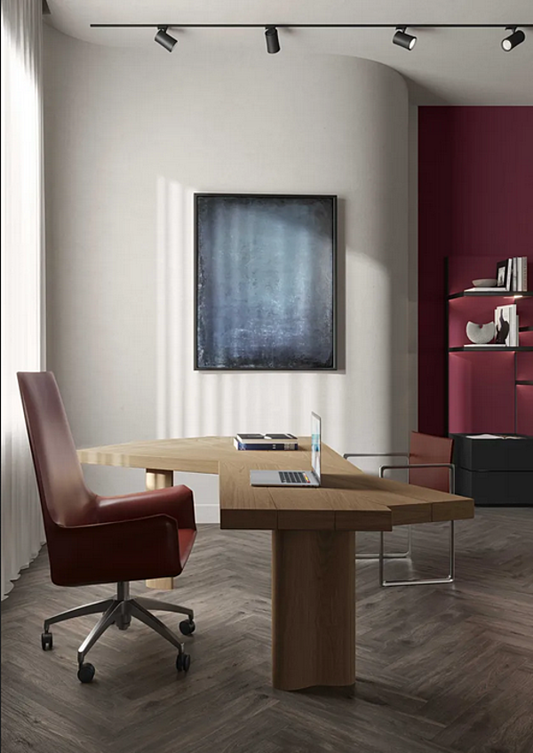 Poltrona con braccioli in pelle conciata CASSINA EVE fabbrica CASSINA dall'Italia. Foto №3