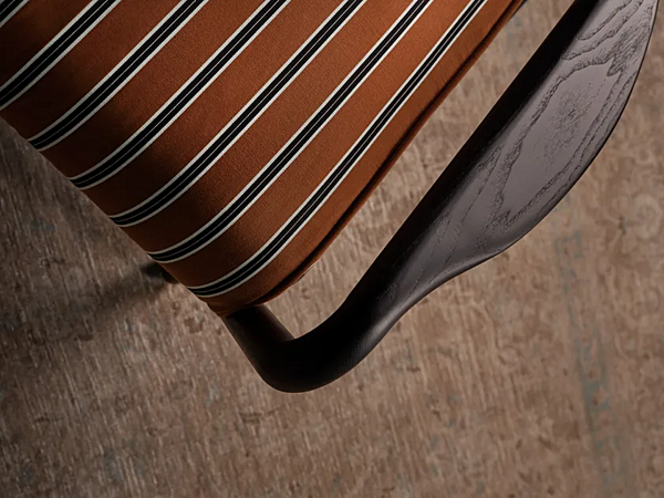 Poltrona con braccioli in legno di frassino e tessuto Giro Black Tie GIR10 fabbrica Black Tie dall'Italia. Foto №7