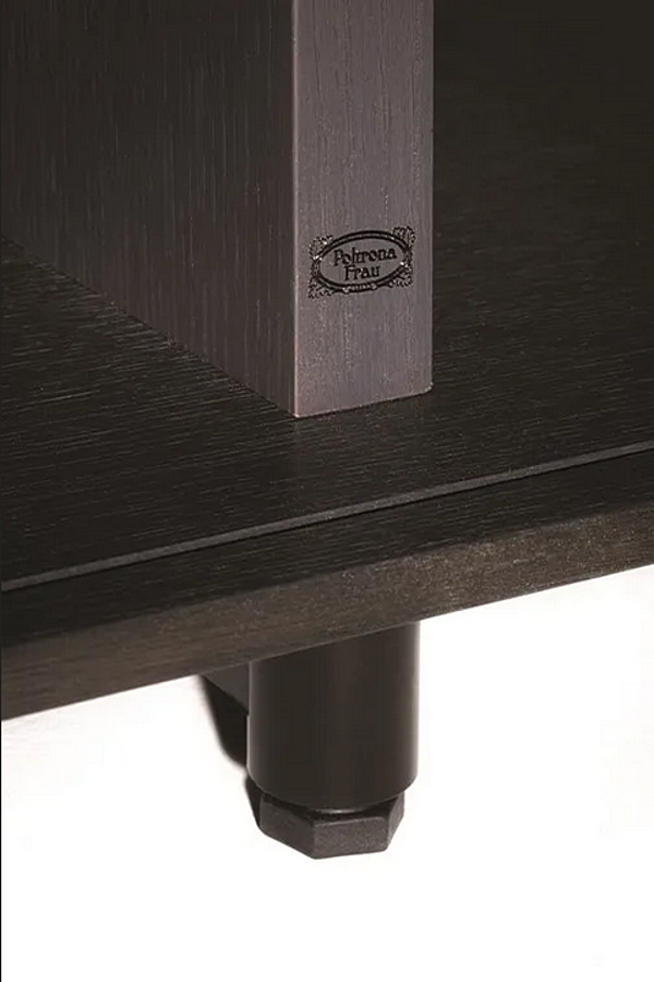 Credenza in tessuto tecnico POLTRONA FRAU collezione Lloyd Tex fabbrica POLTRONA FRAU dall'Italia. Foto №8