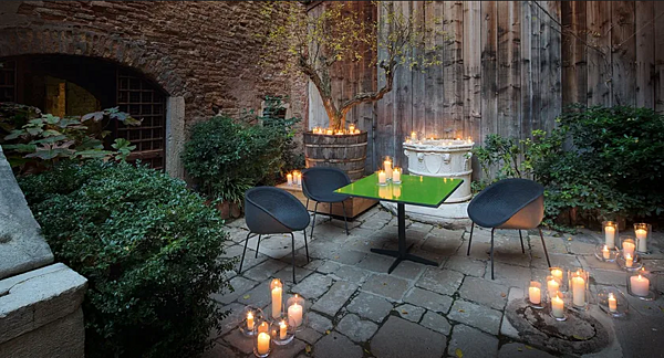 Tavolo quadrato con base a stella a 4 zampe PAOLA LENTI fabbrica PAOLA LENTI dall'Italia. Foto №5