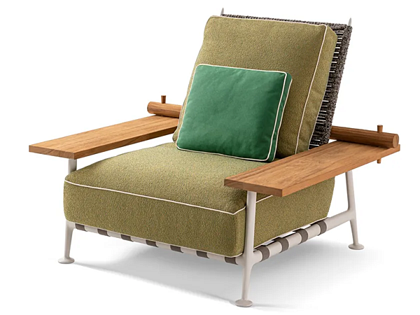 Poltrona da giardino con braccioli in legno CASSINA 239 FENC E NATURE fabbrica CASSINA dall'Italia. Foto №1