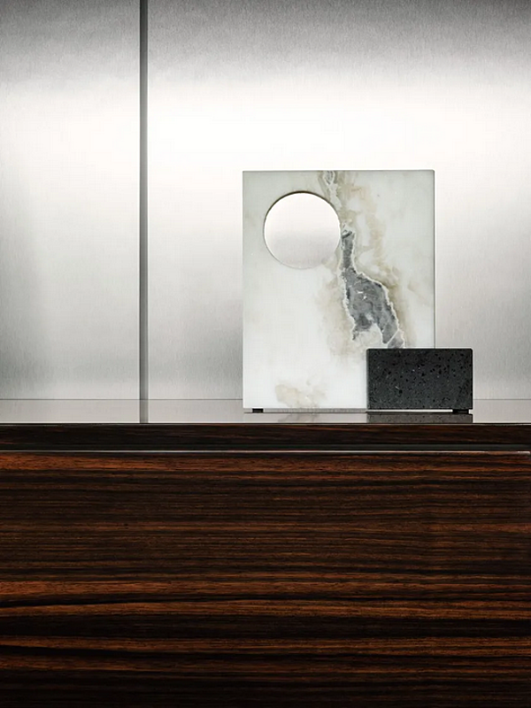 Credenza in noce con ante City i 4 Mariani fabbrica i 4 Mariani dall'Italia. Foto №5