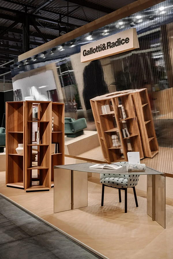 Poltrona imbottita con braccioli Livrette Gallotti&Radice fabbrica Gallotti & Radice dall'Italia. Foto №5