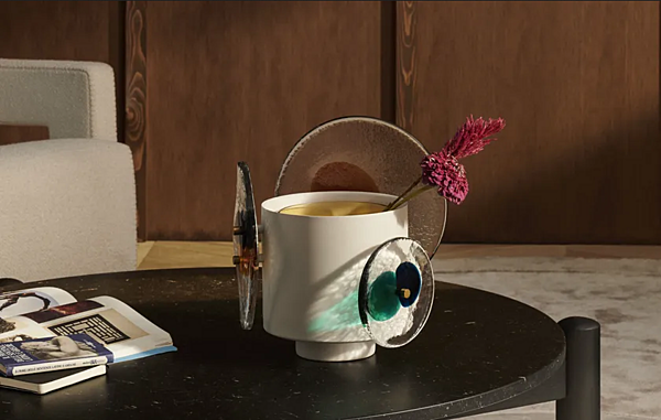Vaso in ottone verniciato con elementi in vetro di Murano Colourdisc ambra CASSINA 79711+797 12 fabbrica CASSINA dall'Italia. Foto №10