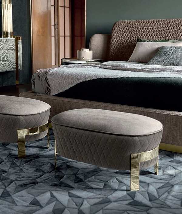 Pouf ovale imbottito Cosmo OPERA CONTEMPORARY (ANGELO CAPPELLINI) 40358/R fabbrica OPERA CONTEMPORARY dall'Italia. Foto №2