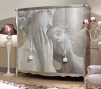 Cupboard 287