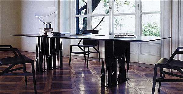 Tavolo CASSINA Boboli 475 2N 13 fabbrica CASSINA dall'Italia. Foto №1
