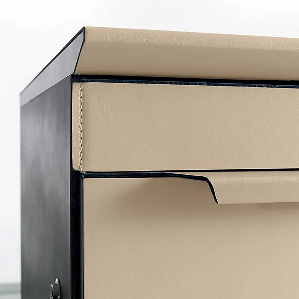 Scrivania esecutiva rettangolare in legno con piano in pelle I 4 Mariani Paso Doble fabbrica i 4 Mariani dall'Italia. Foto №4