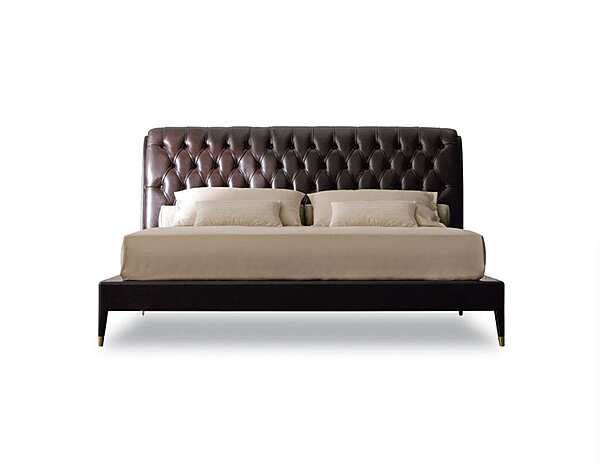 Letto matrimoniale in pelle con testiera trapuntata IRIS CLASSIC OPERA CONTEMPORARY fabbrica OPERA CONTEMPORARY dall'Italia. Foto №1