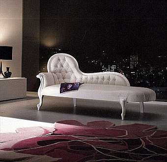 Couch VRTS10