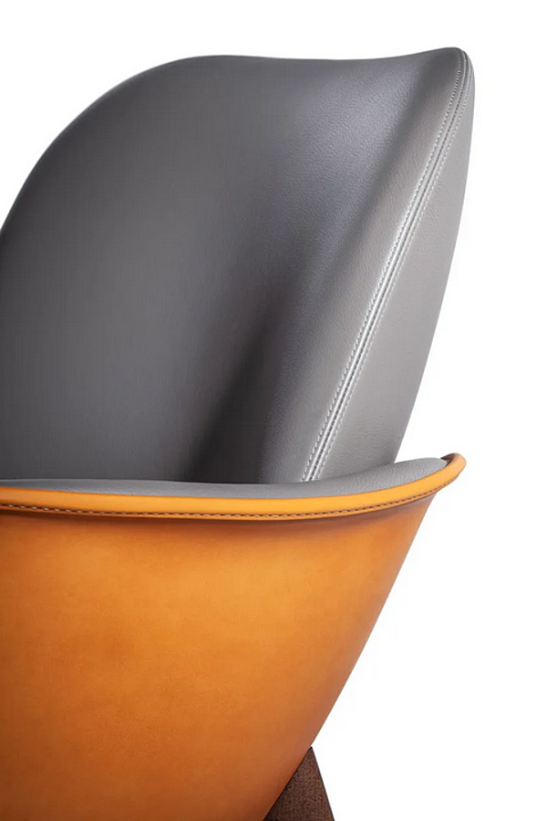 Poltrona a dondolo con braccioli in tessuto Martha Poltrona Frau fabbrica POLTRONA FRAU dall'Italia. Foto №4