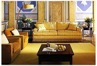 Couch MARY ROSE 240