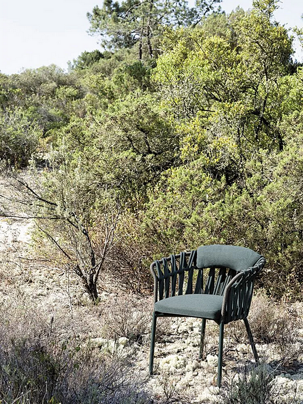 Sedia da giardino in alluminio verniciato a polvere con braccioli Emma Cross VARASCHIN 24810/24811, 24810L/24811L fabbrica VARASCHIN dall'Italia. Foto №25