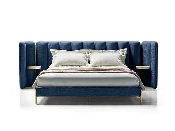 Letto matrimoniale con pannello imbottito e comodini integrati IBISCO PLUS Black Tie fabbrica Black Tie dall'Italia. Foto №4