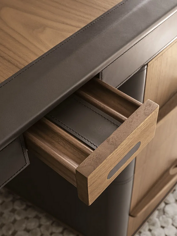 Scrivania direzionale in legno con cassetti NOAH i 4 Mariani fabbrica i 4 Mariani dall'Italia. Foto №6