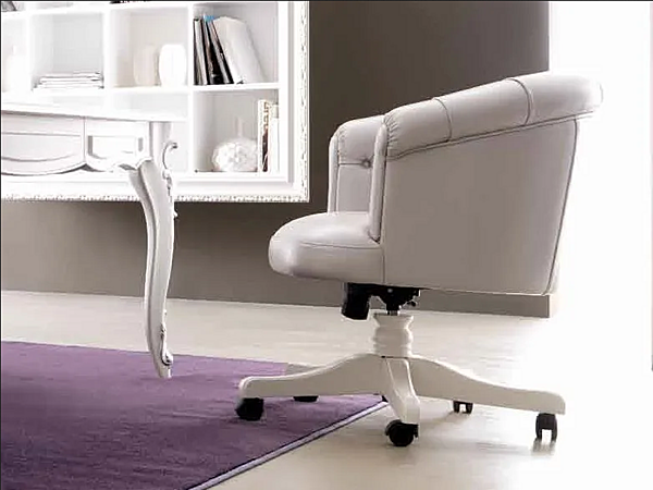 Poltrona girevole in pelle con base a 5 razze CORTEZARI Pascal fabbrica CORTE ZARI dall'Italia. Foto №1