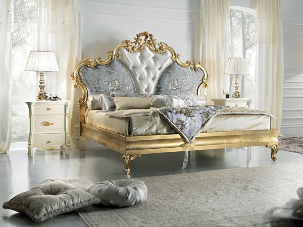 Letto matrimoniale in legno con testata imbottita DIAMANTE CASA +39 2401 fabbrica CASA +39 dall'Italia. Foto №3