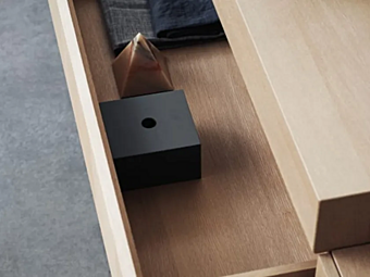 Scatola di stoccaggio in legno Puzzle AGAPE fabbrica Agape dall'Italia