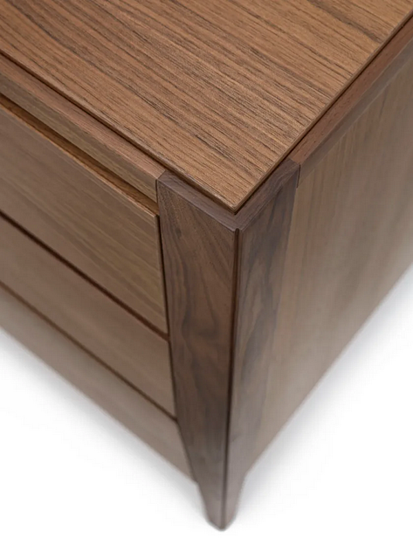 Comodino in legno con 3 cassetti ARTE BROTTO LEONARDO L329 L390 fabbrica Arte Brotto dall'Italia. Foto №3
