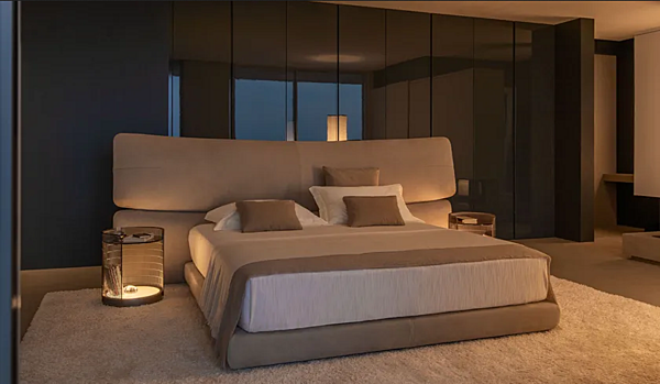 Letto matrimoniale in pelle con testata imbottita Yuna Flou fabbrica Flou dall'Italia. Foto №7