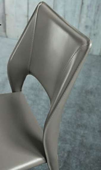 Chair VITS10