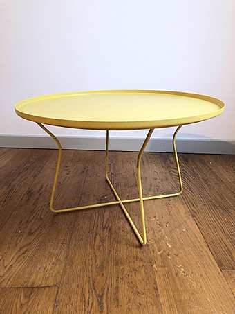 Coffee table Tuft