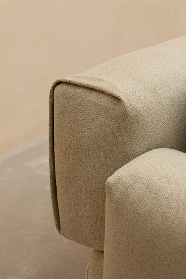 Divano angolare in tessuto Simposio Saba fabbrica SABA dall'Italia. Foto №5