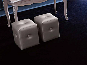 Pouf imbottito Clara CORTEZARI