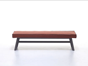 Panca imbottita in noce grigia Gervasoni 15 fabbrica Gervasoni dall'Italia